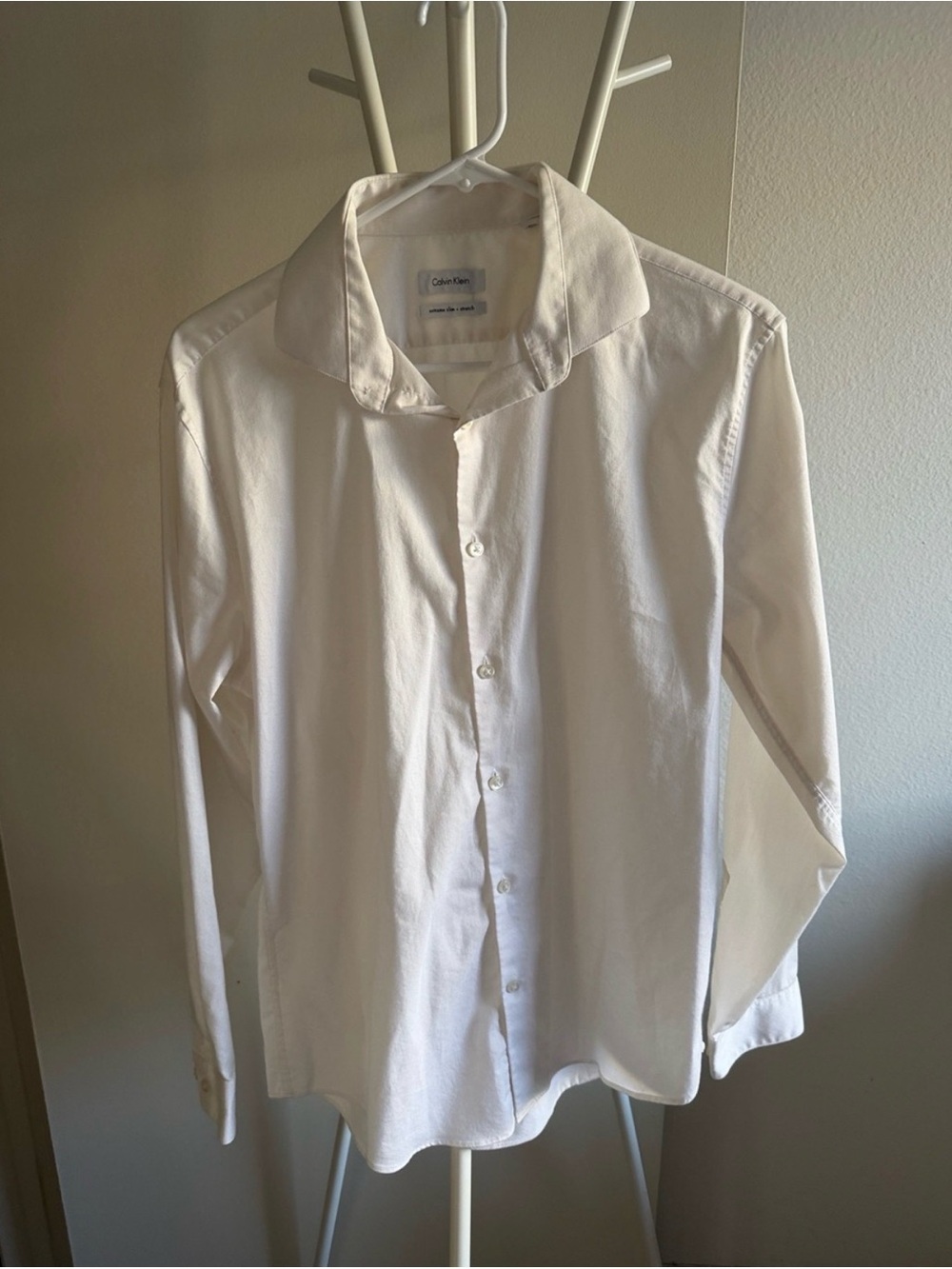 Calvin Klein Men's Classic White Dress Shirt